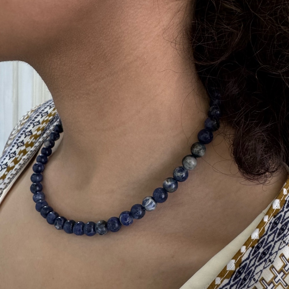 Elegant Blue Beaded Necklace